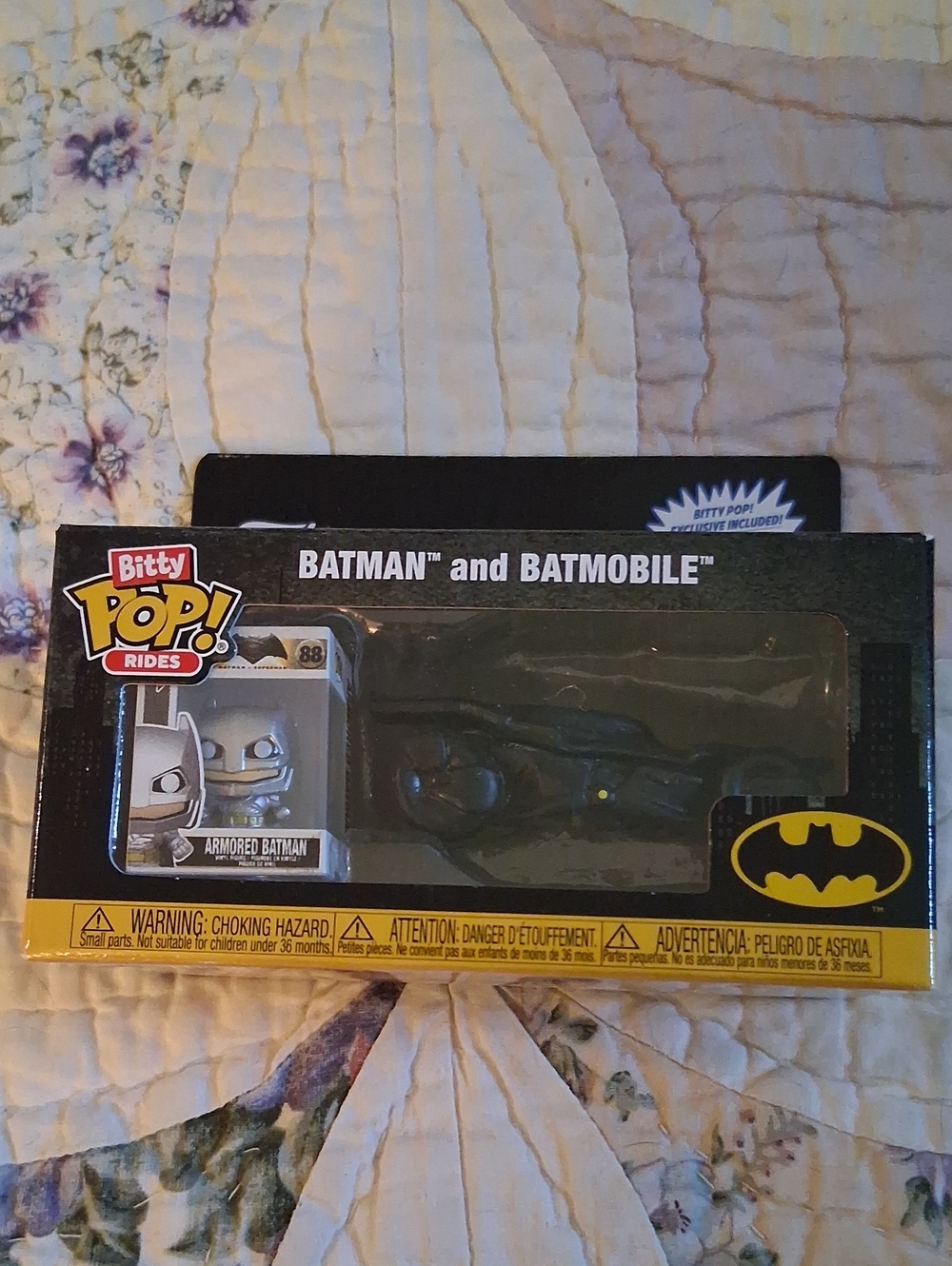 FUNKO BITTY POP BATMAN AND BATMOBILE